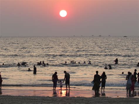 Sunset at Malpe beach, India : r/pics