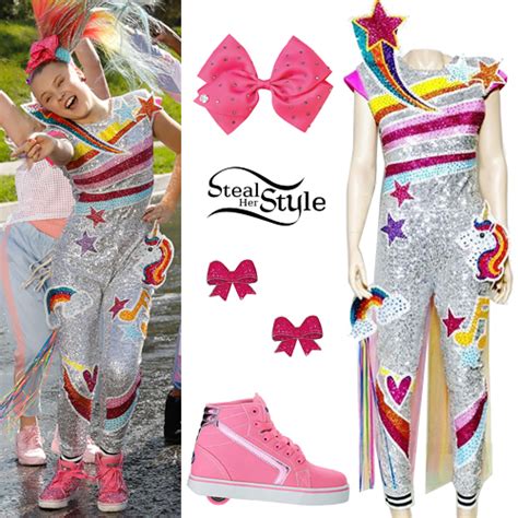 JoJo Siwa Clothes & Outfits | Steal Her Style