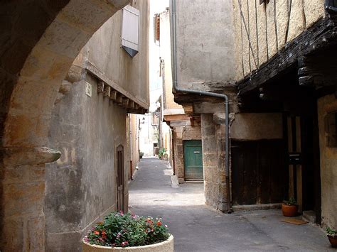 Alet-les-Bains - Wikipedia