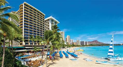 Outrigger Reef Waikiki Beach Resort vs Outrigger Waikiki Beach Resort ...