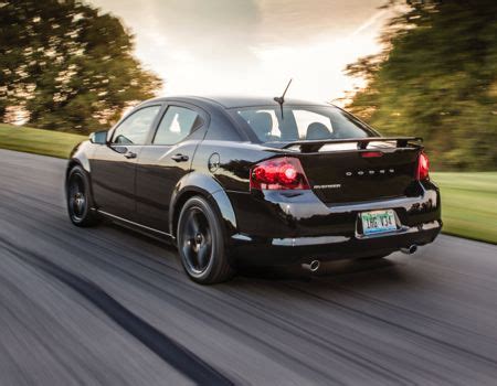 2014 Dodge Avenger – Blacktop is the new Black Tie