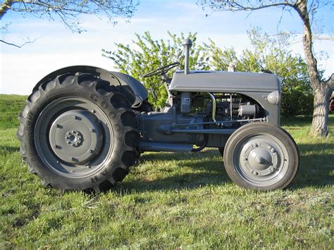 1947 Ford 2n Tractor Parts