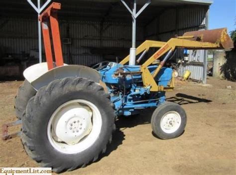 Ford 3000 Tractor with Loader - For Sale - Classifieds - Equipment List