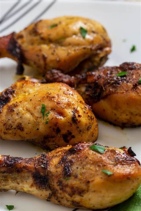 Easy Marinated Chicken Drumsticks - Everyday Eileen