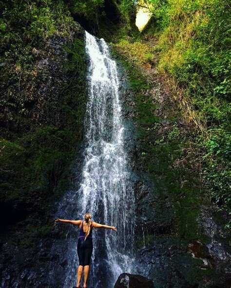 12 Breathtaking Oahu Waterfall Hikes Worth Checking Out (2023)