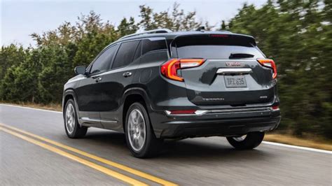 2025 GMC Terrain Price and specifications