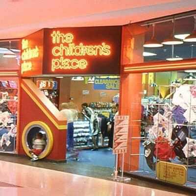 Deptford Mall-I remember that circle thing!!! :) | Mall stores, Vintage ...