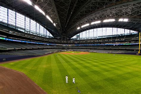 Wisconsin Gov. Proposes $290M to Fix Brewers’ Stadium