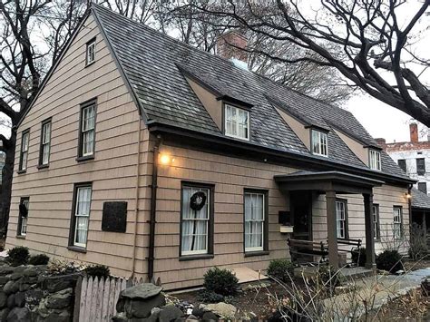 10 Oldest Homes In America (With Pictures) in 2024 - A-Z Animals