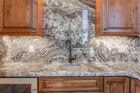 Granite backsplash in kitchen - Pros and cons of installation