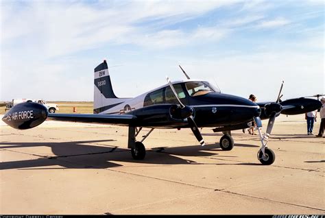 Cessna 310... - Untitled | Aviation Photo #1344431 | Airliners.net