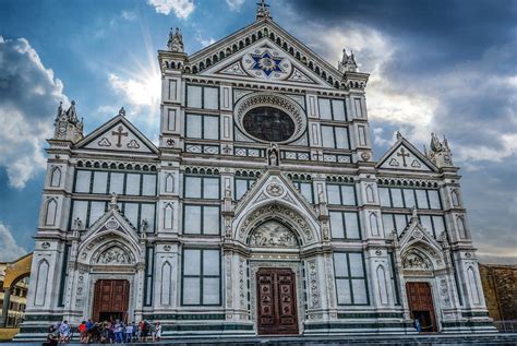 Basilica di Santa Croce, Florence Virtual 360 Tour