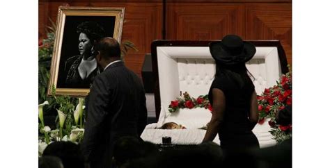 Photos Of Celebrity Open Casket Funerals That Will Shock You