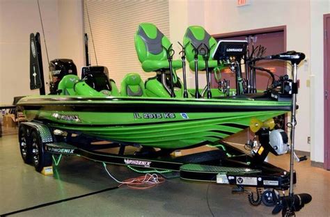 Bass fishing boats, Bass boat ideas, Bass boat