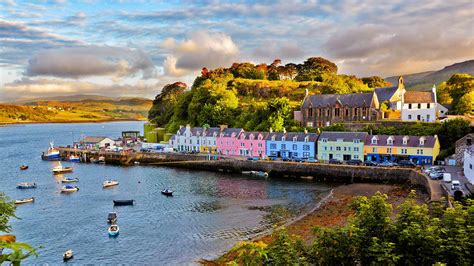 Portree Harbour – Bing Wallpaper Download