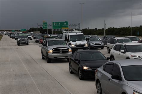 Tampa Mayor Warns Residents in Evacuation Zones 'You're Gonna Die ...