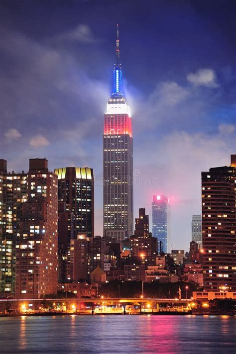 Empire State Building at Night Editorial Photography - Image of blue ...