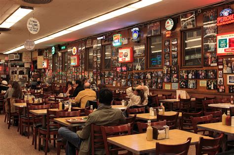 Katz’s Delicatessen | Restaurants in Lower East Side, New York