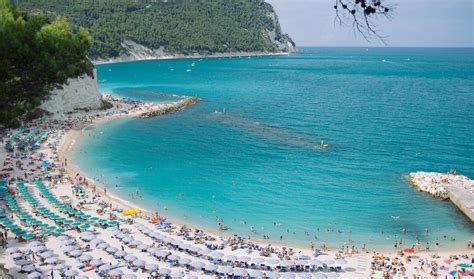 The Best Beaches in Le Marche, Italy | The Italian On Tour - Small ...