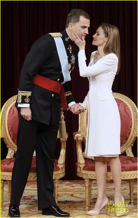 King Felipe VI & Queen Letizia of Spain's Coronation Photos!: Photo ...