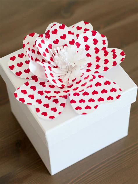 11 Cute and Easy Valentine's Day Crafts | DIY Network Blog: Made ...