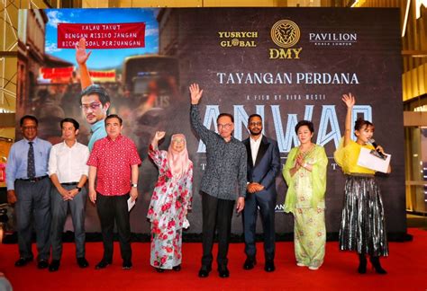 Anwar attends premiere of upcoming biopic 'Anwar: The Untold Story ...