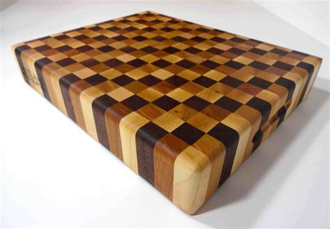 End Grain Cutting Board – Cherry, Maple, Walnut – Lakeland