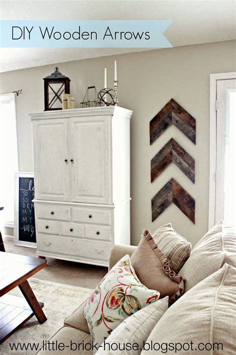 These 22 Pallet Wall Art Ideas Will Have You Busy By The Weekend