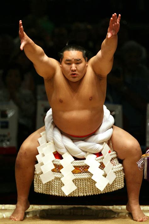 Sumo Wrestler Yokozuna Asashoryu Akinori? | FitFreely