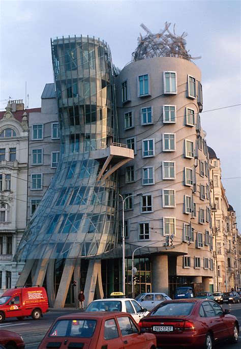 Frank Gehry: Architect | The Guggenheim Museums and Foundation