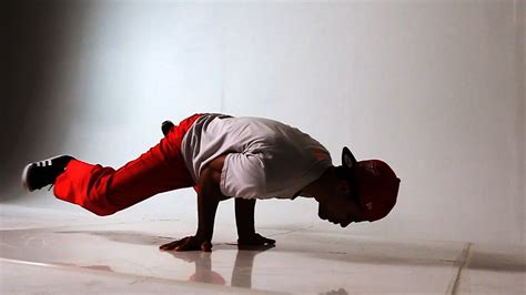 Breakdance Freeze Moves