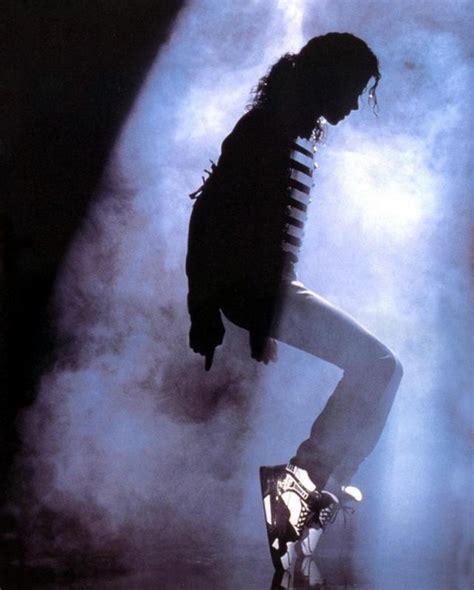 Michael Jackson - Moonwalk Photo (9352583) - Fanpop