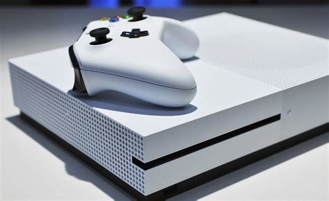 Xbox One S All-Digital Edition vs. Xbox One S: Which should you buy ...