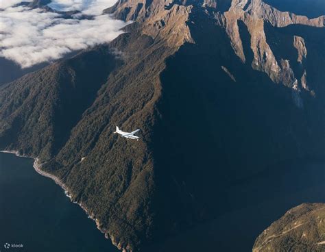 Milford Sound Scenic Flight in Queenstown - Klook