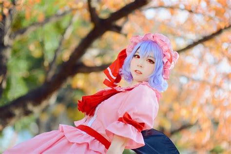 Final Fantasy Cosplay Costumes: Cute Touhou Remilia Scarlet Cosplay Girls