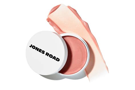 This Jones Road Miracle Balm Is An-In-One Formula For Skincare