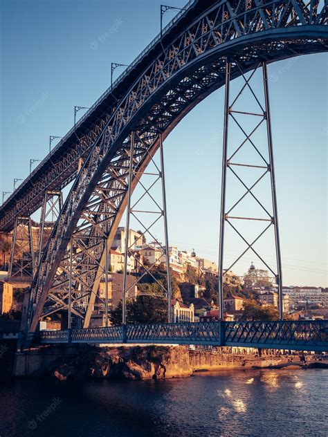 Premium Photo | Beautiful shot of Oporto famous bridge