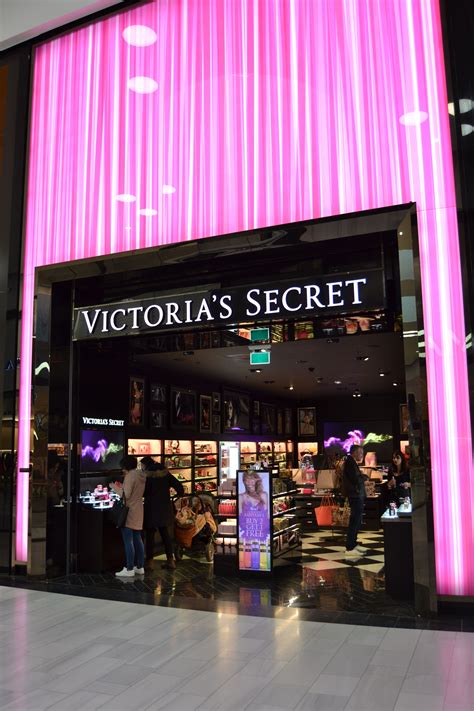 Victoria's Secret Mall of Scandinavia | Victoria secrets, Sfondo ...