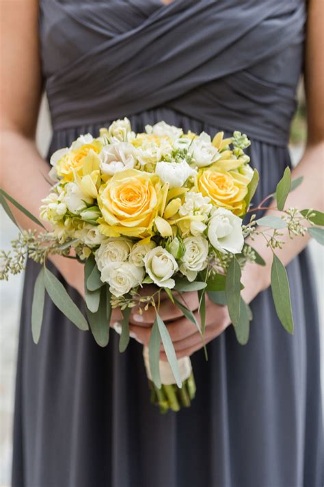 May Flowers - Beautiful Spring Wedding Bouquets