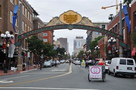 Gaslamp Quarter in San Diego | Beautiful places, San diego, Photo