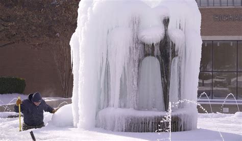 Texas blackouts, frozen windmills spark green-energy future fears ...