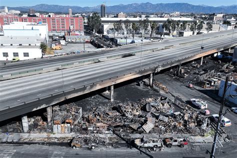 Massive Fire Shuts Down Major Freeway in LA 'Indefinitely ...