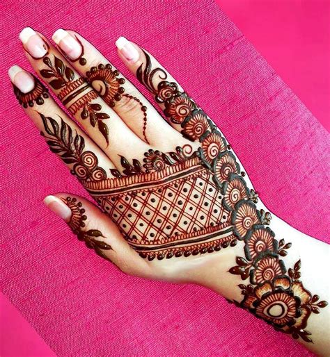 Simple Back Hand Mehndi Design Bridal - Design Talk