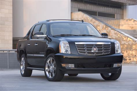 Custom 2021 Cadillac Escalade Pickup Is Real, Based on Chevy Silverado ...