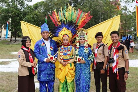 4 Ragam Baju Adat Banjar Kalimantan Selatan - Budayanesia