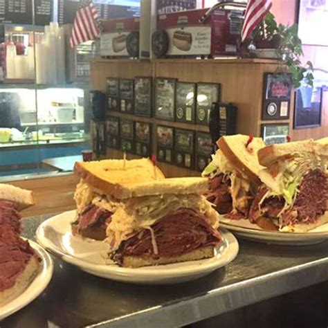 7 Best New York Delis Near Me in 2018 - Top NYC Jewish & Italian Deli ...