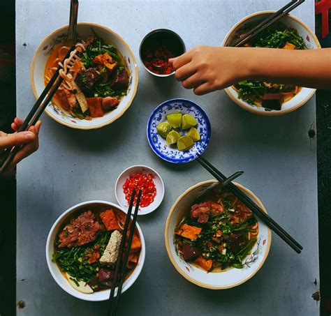 Vietnam Food: Ultimate guide to street food, coffee & more