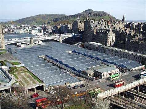 Edinburgh Waverley - Facilities, Shops and Parking Information