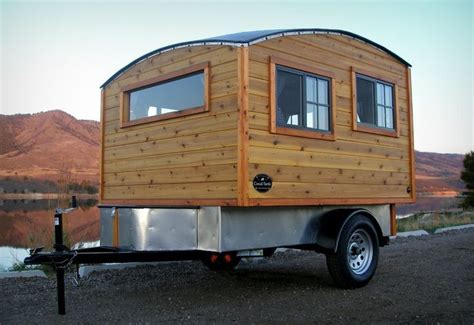 22 RVs That Look Like Log Cabins - RVshare.com in 2020 | Small camper ...