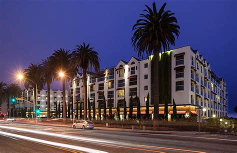 LOEWS SANTA MONICA BEACH HOTEL - Architizer